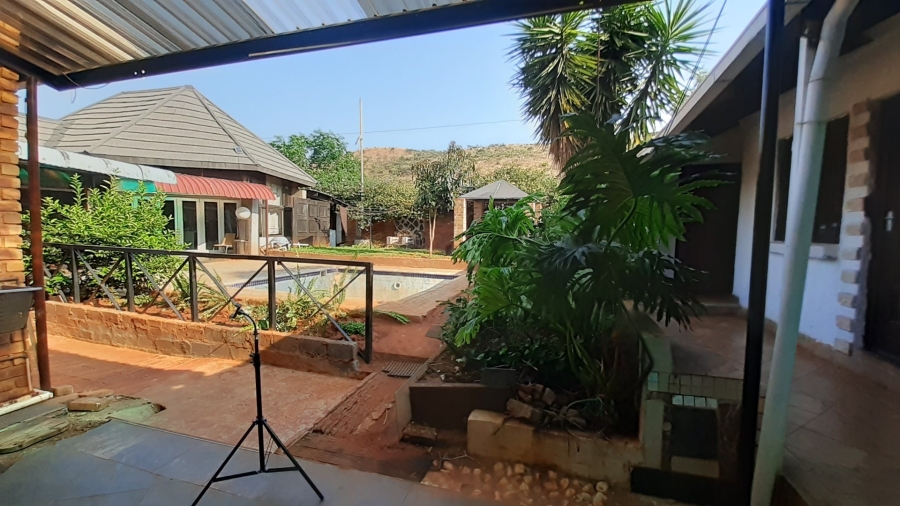  Bedroom Property for Sale in Pretoria North Gauteng