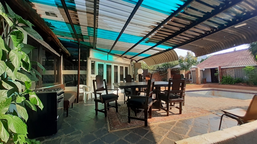  Bedroom Property for Sale in Pretoria North Gauteng