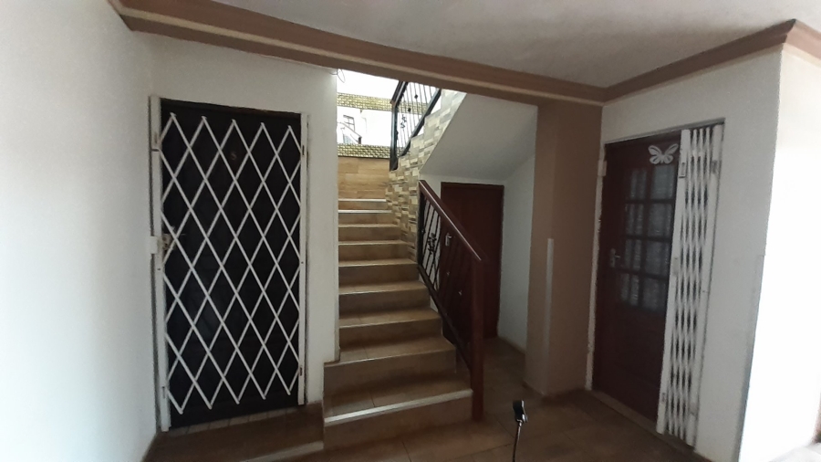  Bedroom Property for Sale in Pretoria North Gauteng