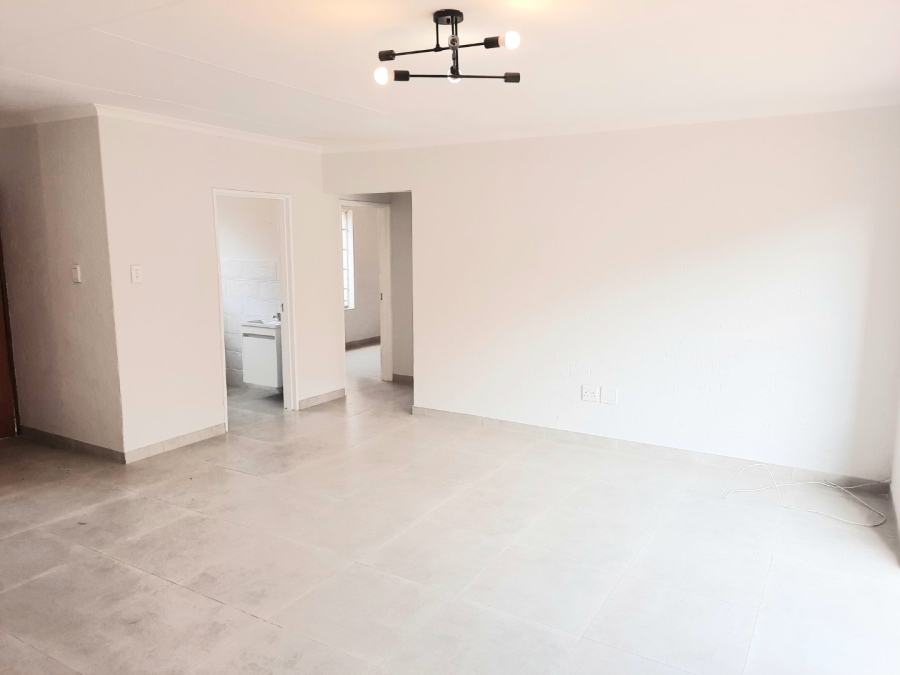 2 Bedroom Property for Sale in Wychwood Gauteng