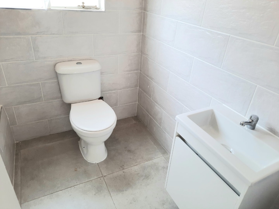 2 Bedroom Property for Sale in Wychwood Gauteng