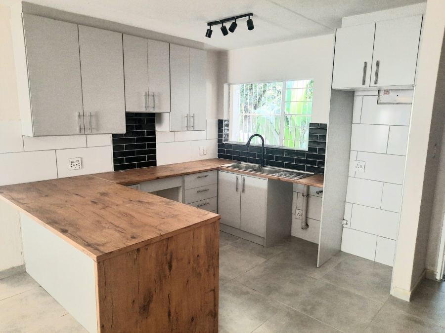 2 Bedroom Property for Sale in Northwold Gauteng