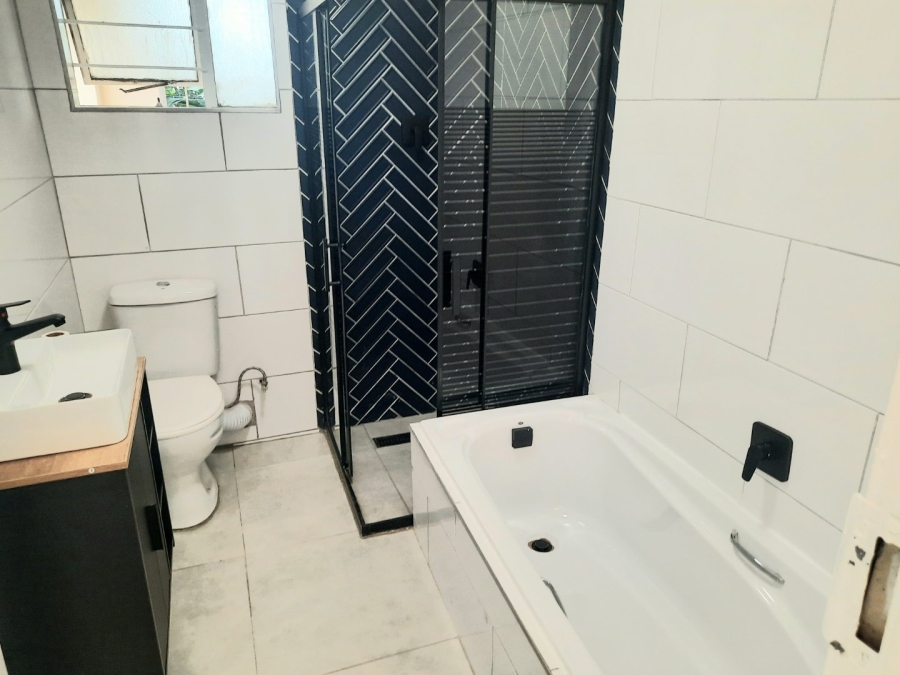 2 Bedroom Property for Sale in Northwold Gauteng