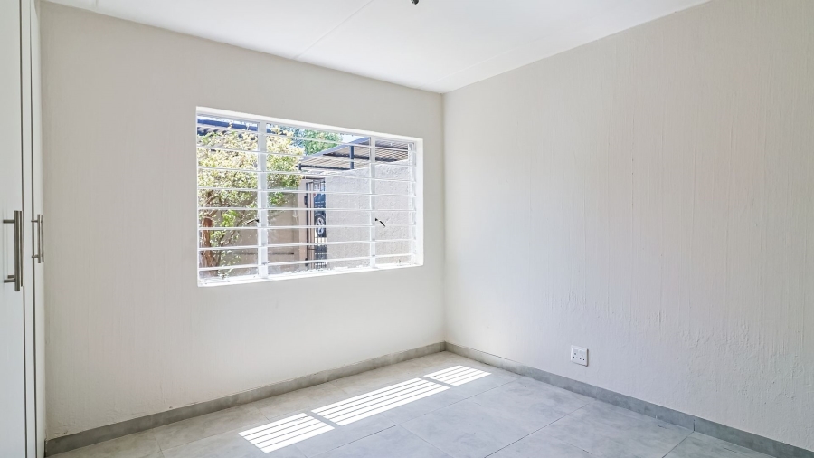 2 Bedroom Property for Sale in Northwold Gauteng