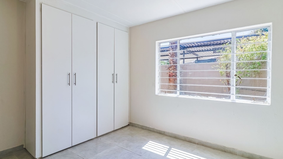 2 Bedroom Property for Sale in Northwold Gauteng