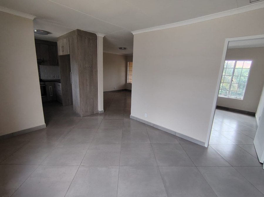 2 Bedroom Property for Sale in Rooihuiskraal North Gauteng