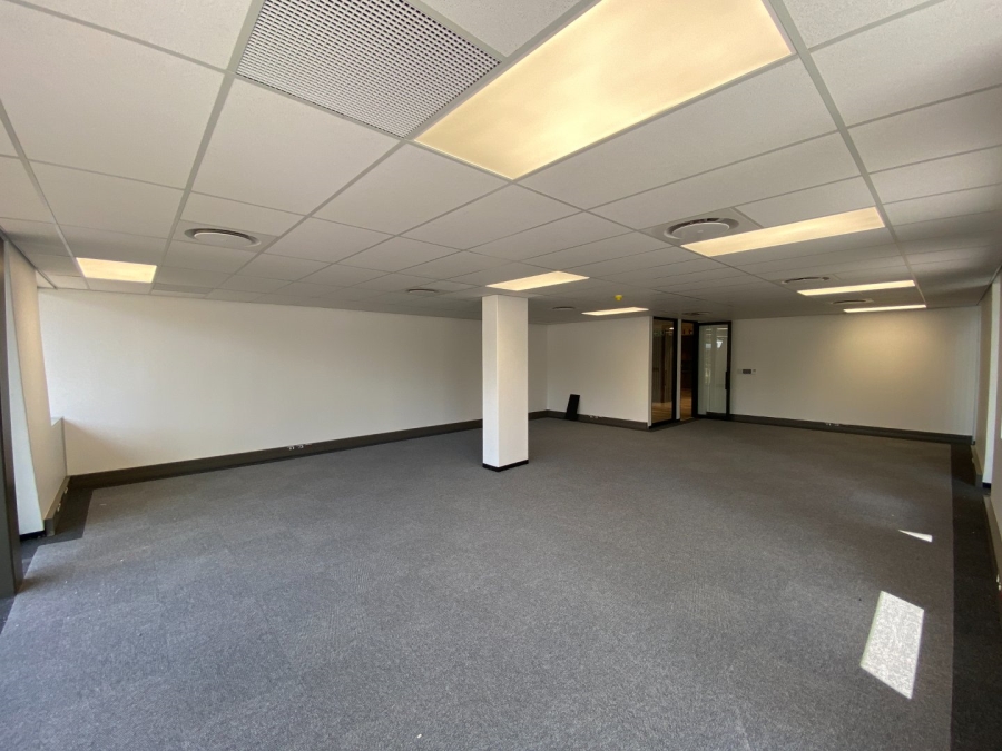 To Let commercial Property for Rent in Die Hoewes Gauteng