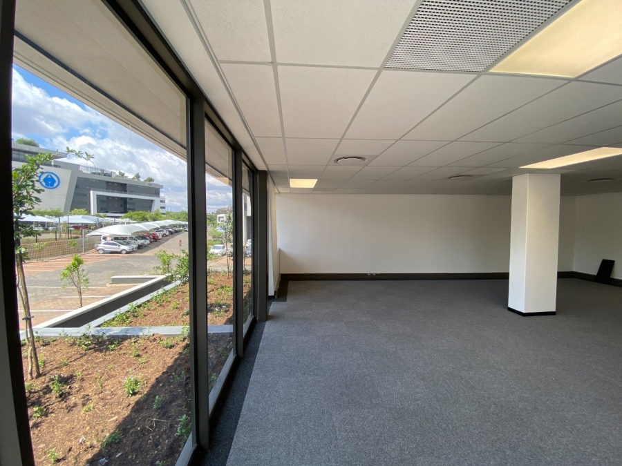 To Let commercial Property for Rent in Die Hoewes Gauteng