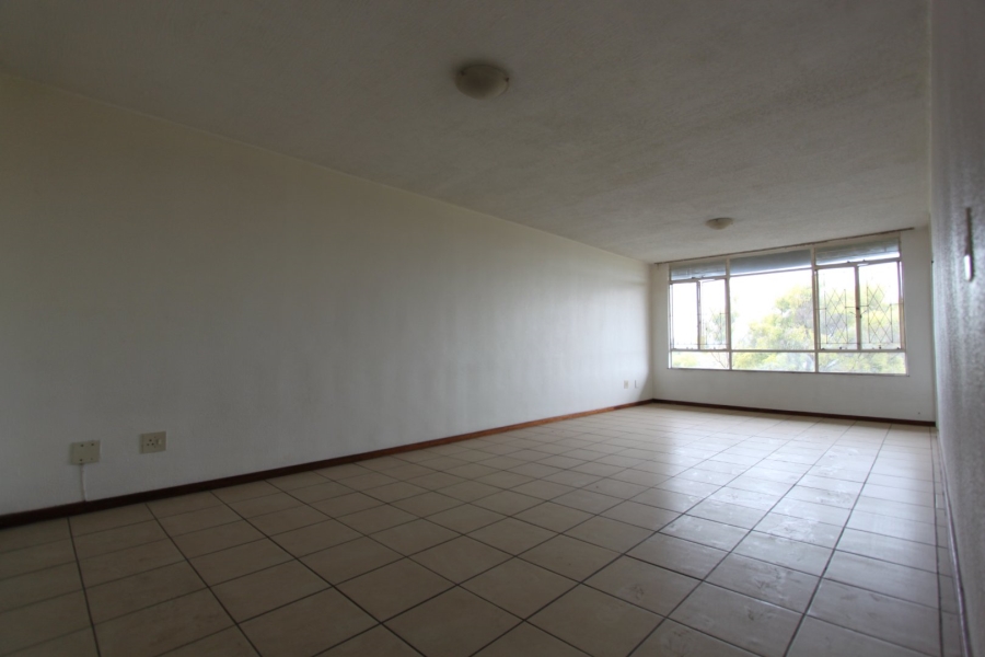 2 Bedroom Property for Sale in Queenswood Gauteng