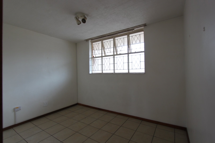 2 Bedroom Property for Sale in Queenswood Gauteng