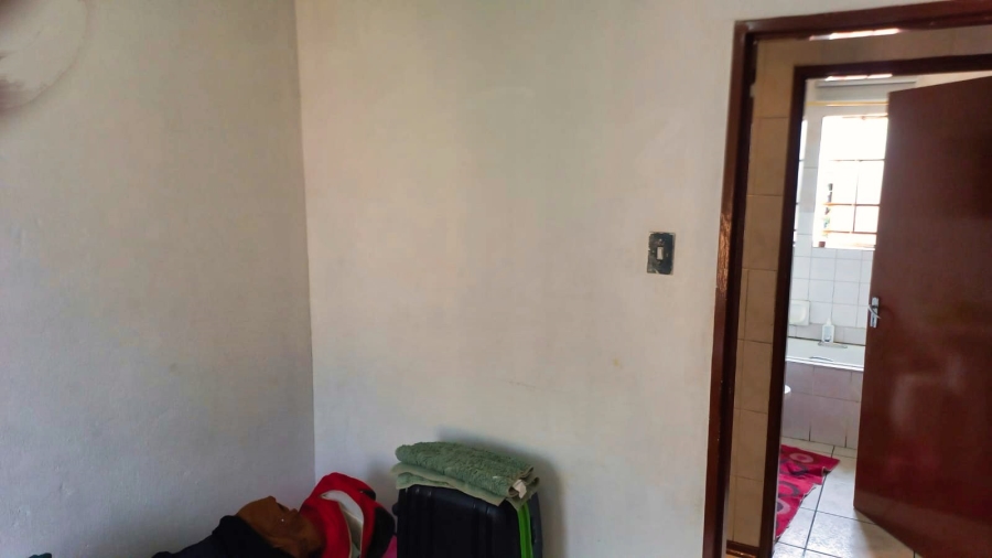 3 Bedroom Property for Sale in Albemarle Ext 1 Gauteng
