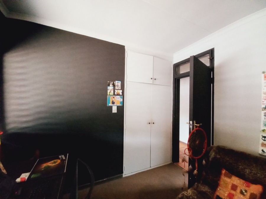 3 Bedroom Property for Sale in Edenvale Central Gauteng