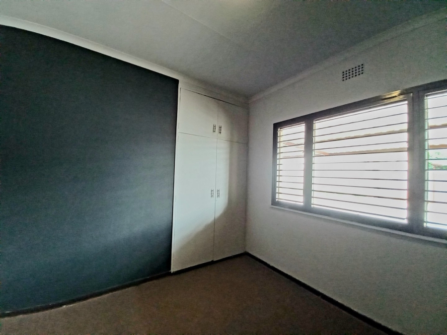 3 Bedroom Property for Sale in Edenvale Central Gauteng