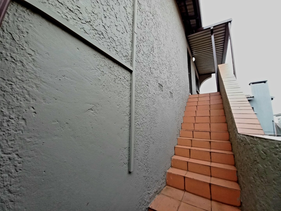 3 Bedroom Property for Sale in Edenvale Central Gauteng