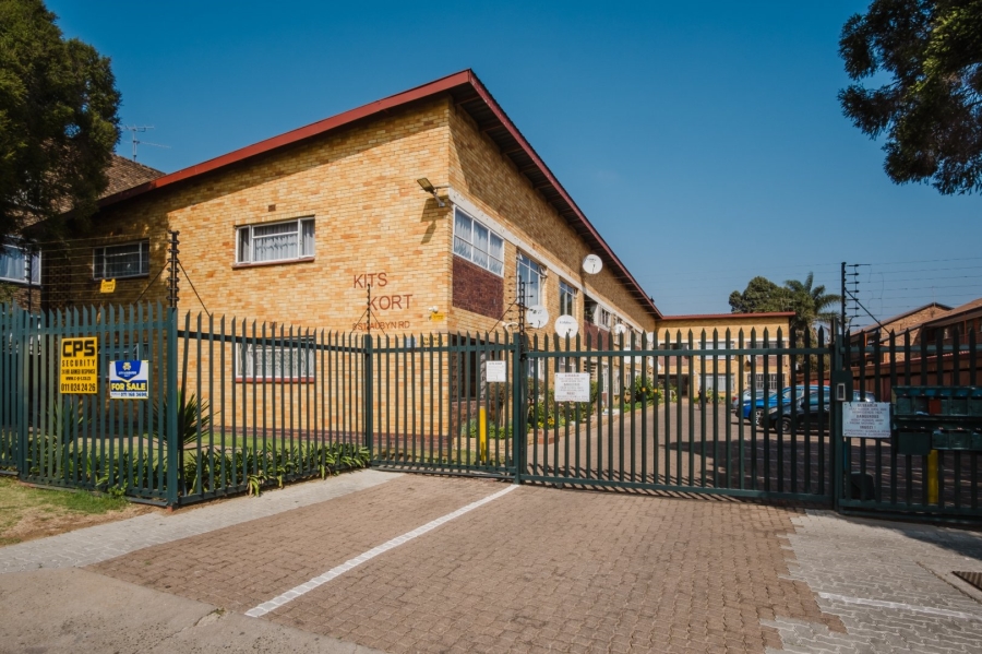 2 Bedroom Property for Sale in New Redruth Gauteng