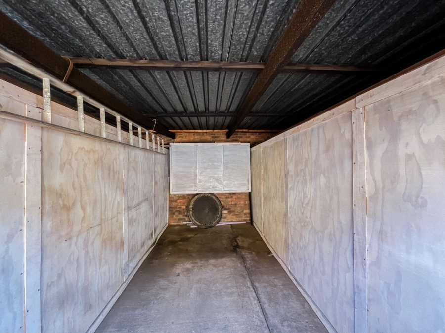 2 Bedroom Property for Sale in New Redruth Gauteng