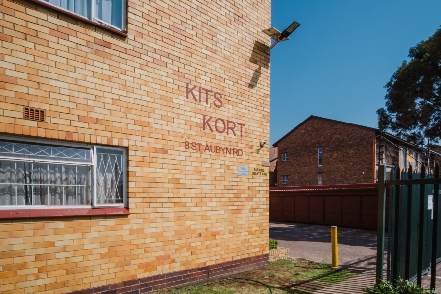 2 Bedroom Property for Sale in New Redruth Gauteng