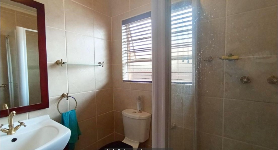 3 Bedroom Property for Sale in Terenure Gauteng