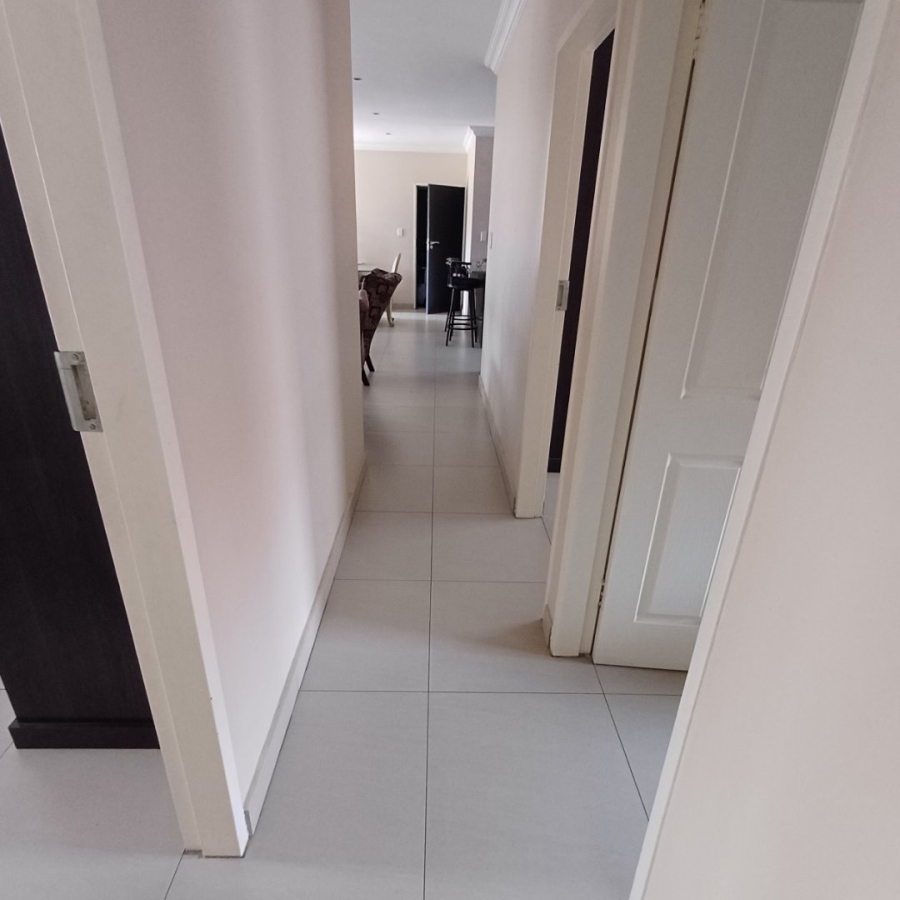 3 Bedroom Property for Sale in Thatchfield Estate Gauteng