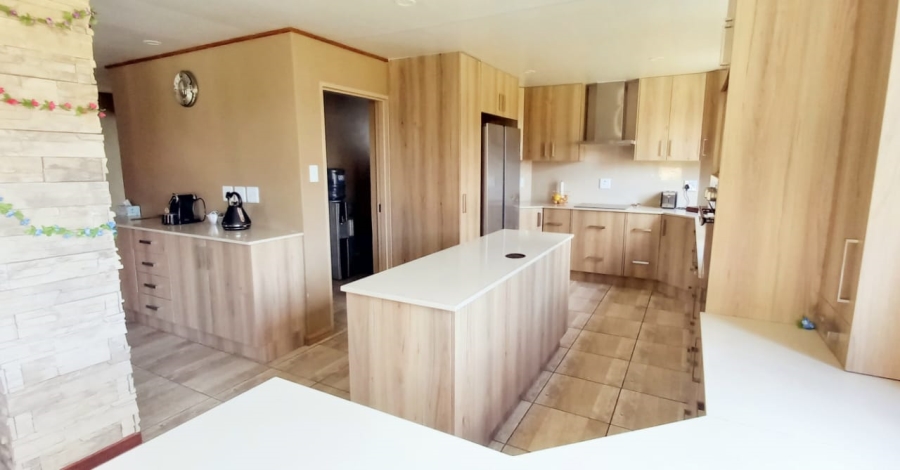 4 Bedroom Property for Sale in Vaal Marina Gauteng