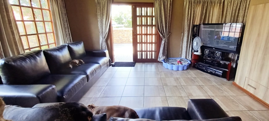 4 Bedroom Property for Sale in Vaal Marina Gauteng
