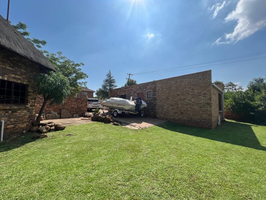4 Bedroom Property for Sale in Vaal Marina Gauteng