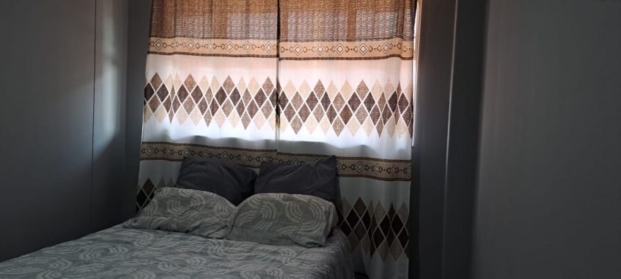 2 Bedroom Property for Sale in Pretoria North Gauteng