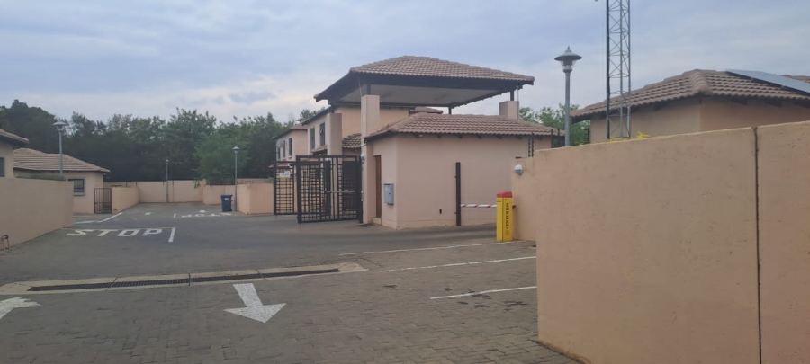 3 Bedroom Property for Sale in Christiaanville A H Gauteng