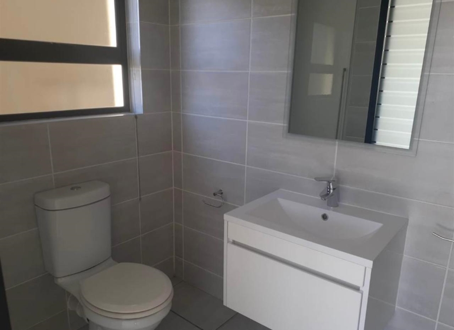  Bedroom Property for Sale in Waterfall Gauteng
