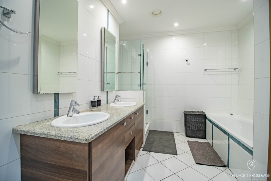 2 Bedroom Property for Sale in Bedford Gardens Gauteng