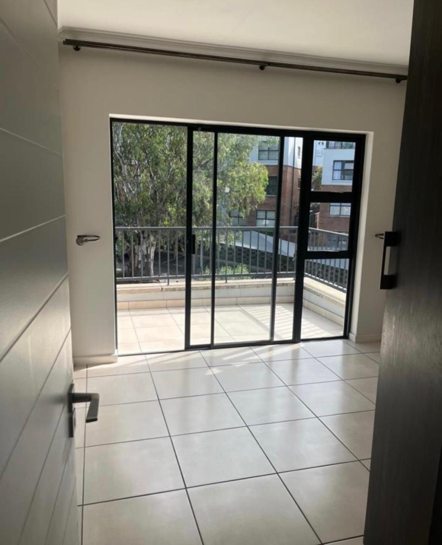  Bedroom Property for Sale in Olivedale Gauteng