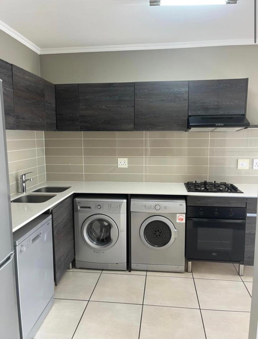  Bedroom Property for Sale in Olivedale Gauteng