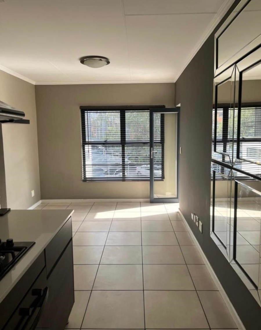  Bedroom Property for Sale in Olivedale Gauteng