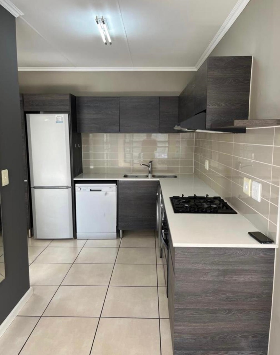  Bedroom Property for Sale in Olivedale Gauteng