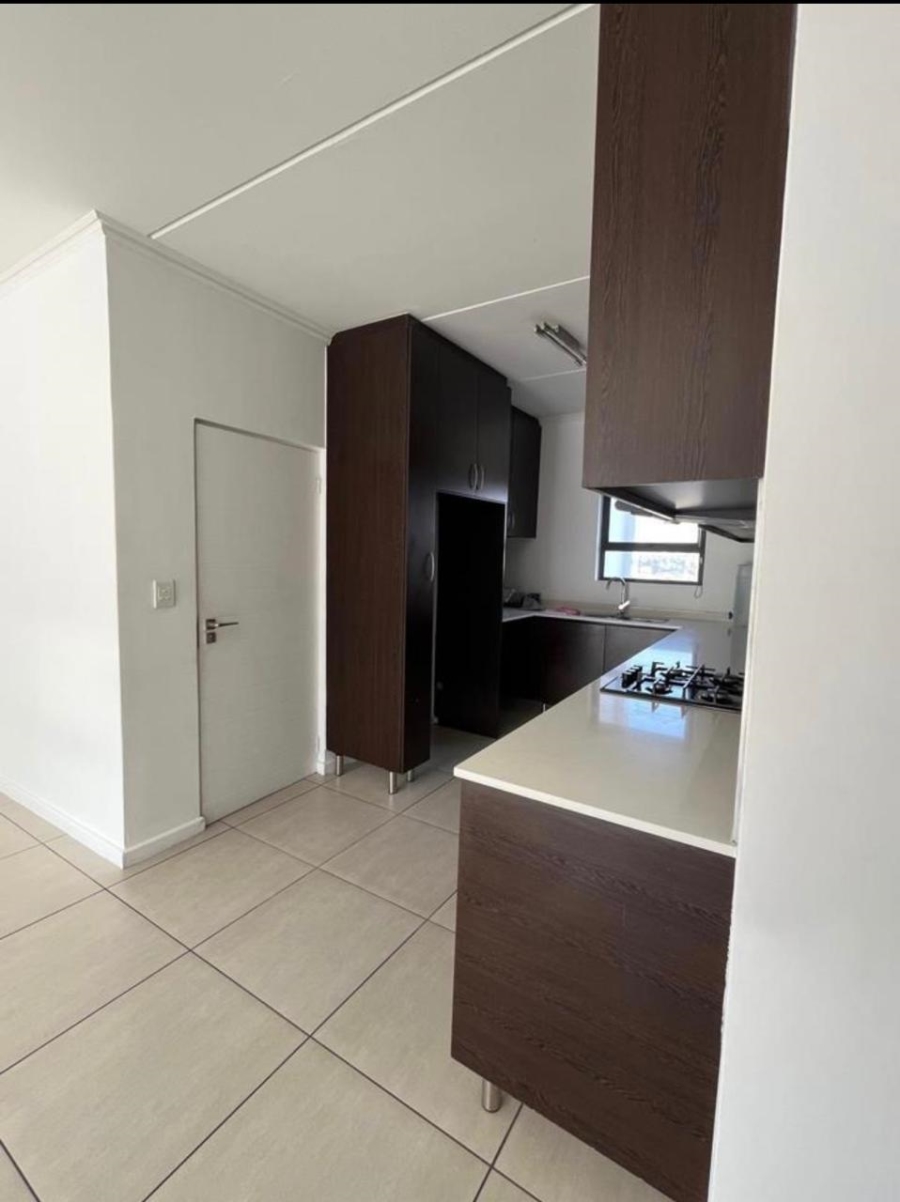  Bedroom Property for Sale in Greenstone Hill Gauteng