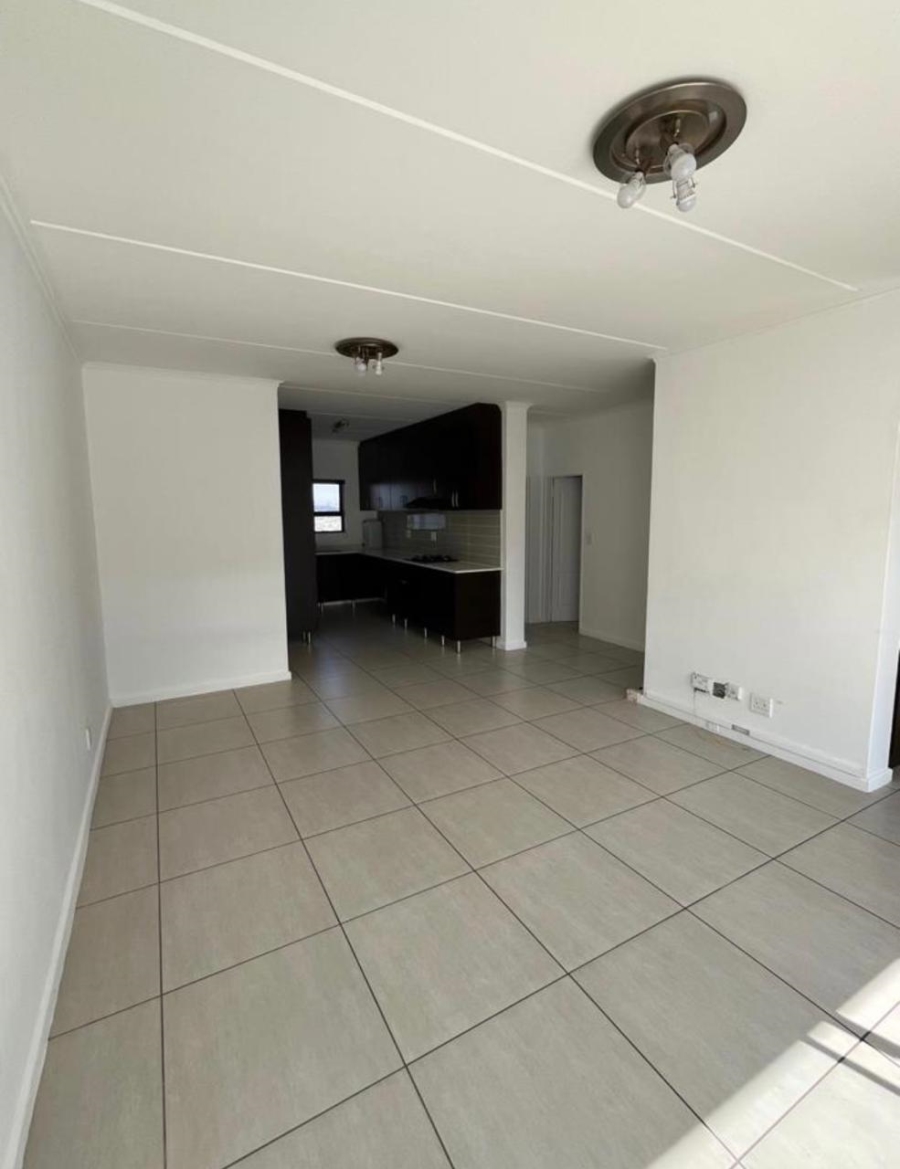  Bedroom Property for Sale in Greenstone Hill Gauteng