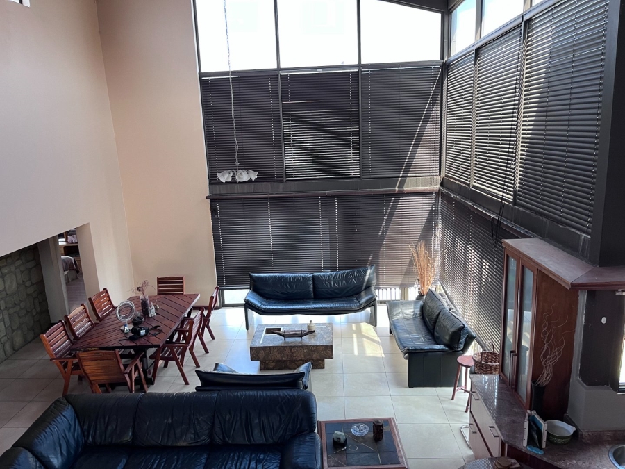 4 Bedroom Property for Sale in Vanderbijlpark SE 8 Gauteng