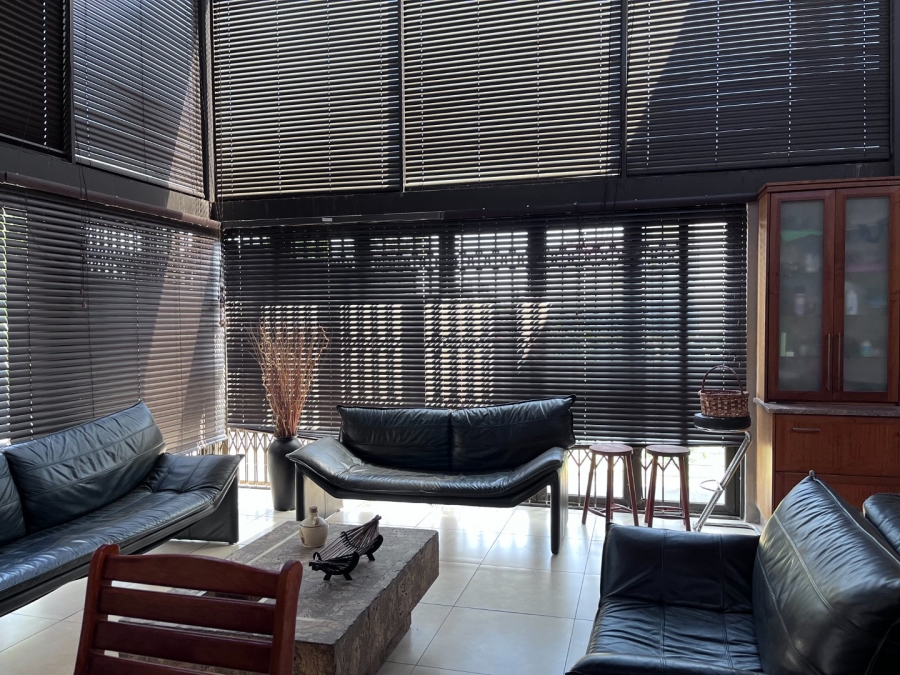 4 Bedroom Property for Sale in Vanderbijlpark SE 8 Gauteng