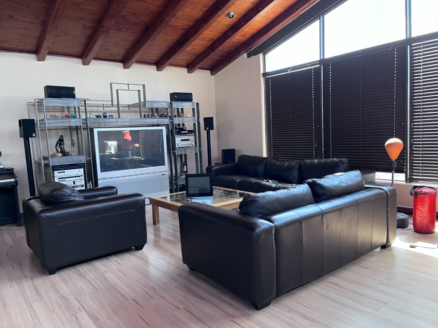 4 Bedroom Property for Sale in Vanderbijlpark SE 8 Gauteng