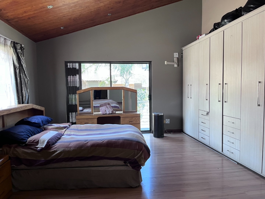 4 Bedroom Property for Sale in Vanderbijlpark SE 8 Gauteng