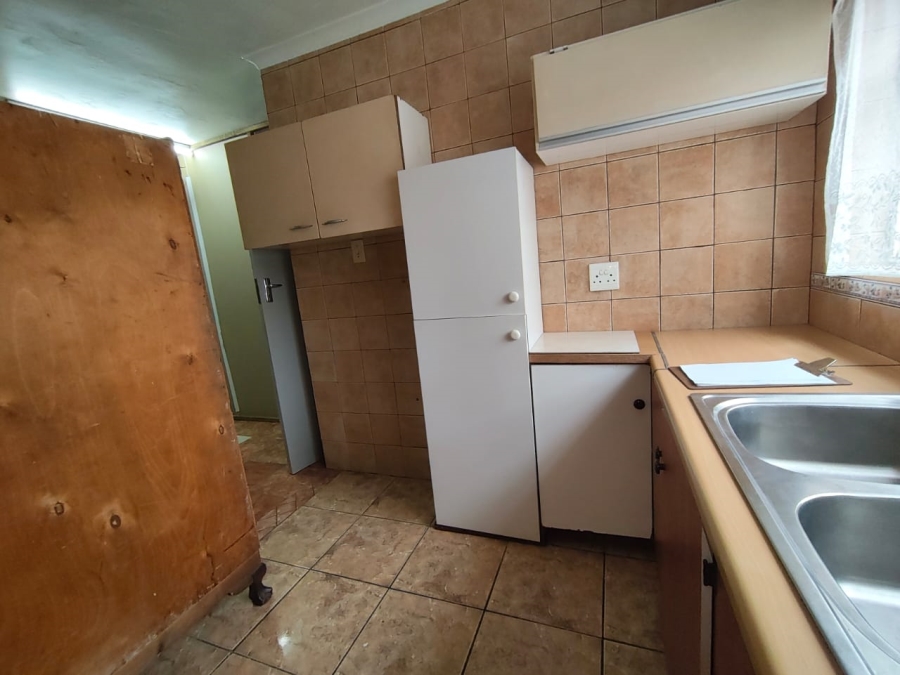 1 Bedroom Property for Sale in Parktown Estate Gauteng