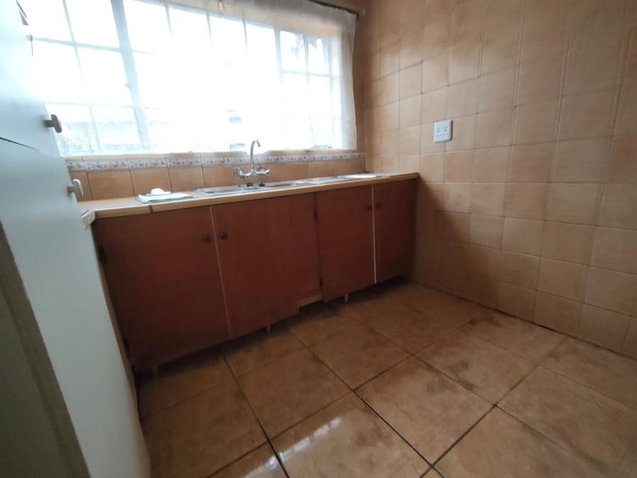 1 Bedroom Property for Sale in Parktown Estate Gauteng