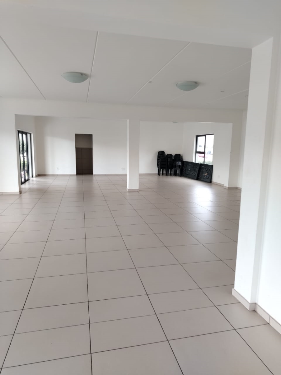 2 Bedroom Property for Sale in Erand Gardens Gauteng