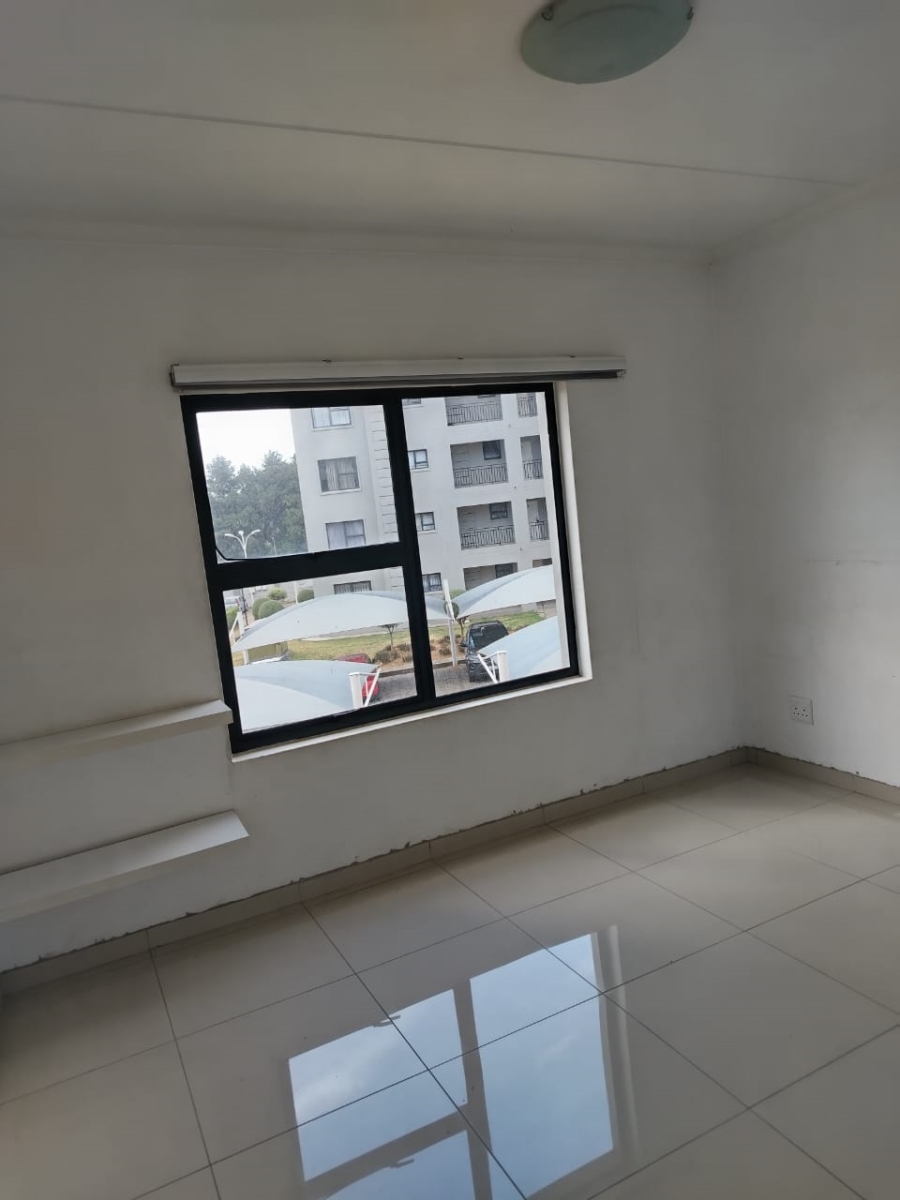 2 Bedroom Property for Sale in Erand Gardens Gauteng