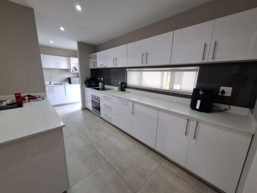 To Let 3 Bedroom Property for Rent in Eye of Africa Gauteng