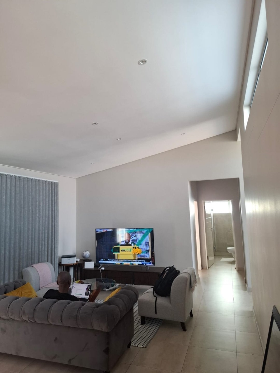 To Let 3 Bedroom Property for Rent in Eye of Africa Gauteng