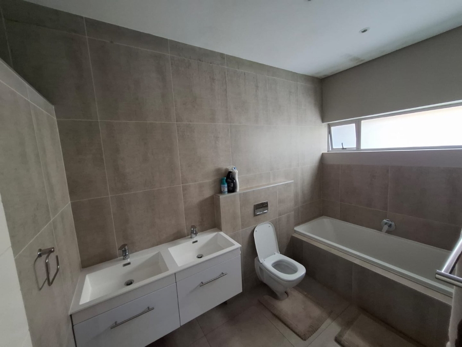 To Let 3 Bedroom Property for Rent in Eye of Africa Gauteng