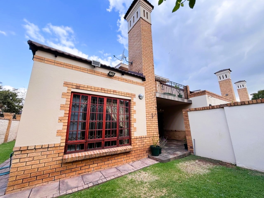 3 Bedroom Property for Sale in Highveld Gauteng