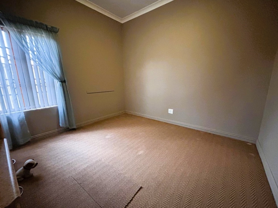 3 Bedroom Property for Sale in Highveld Gauteng