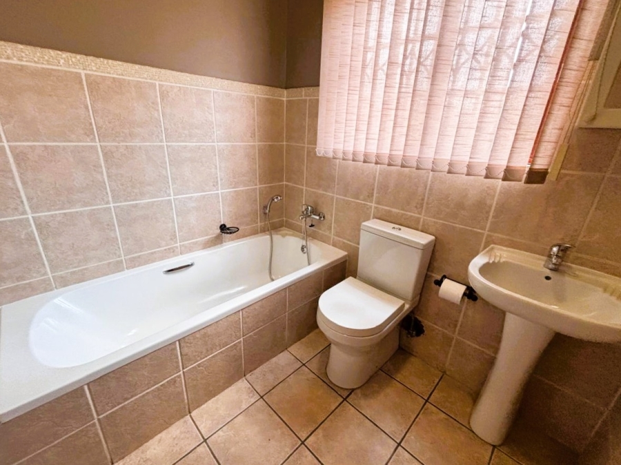 3 Bedroom Property for Sale in Highveld Gauteng